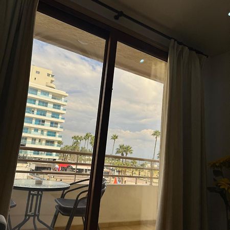 Ithaki Phinikoudes Apartment No. 105 Larnaca Esterno foto