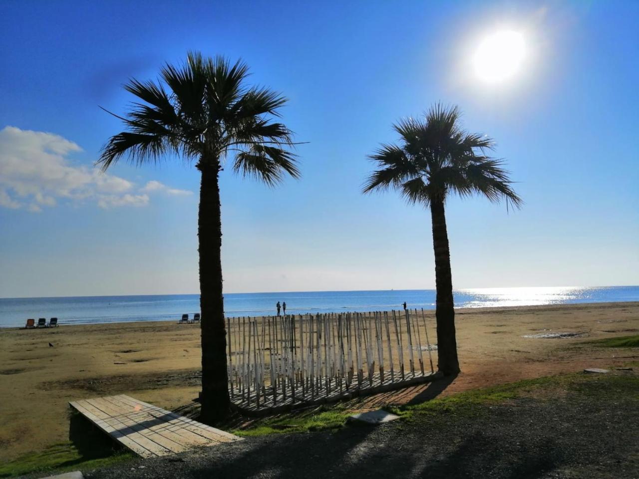 Ithaki Phinikoudes Apartment No. 105 Larnaca Esterno foto