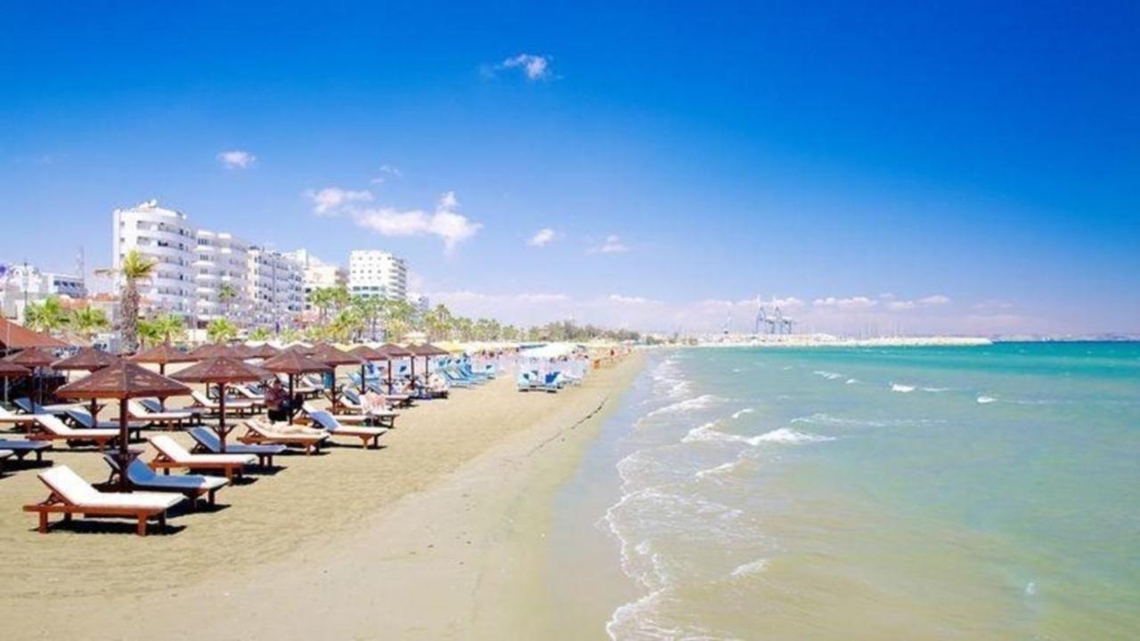 Ithaki Phinikoudes Apartment No. 105 Larnaca Esterno foto